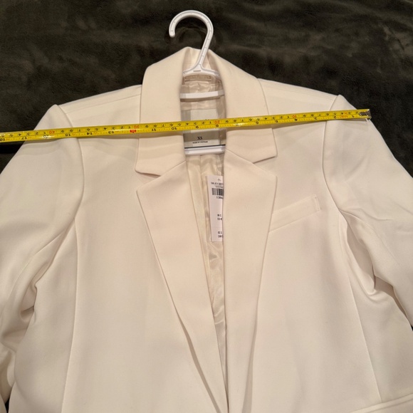 Abercrombie & Fitch Off-White Blazer - Picture 7 of 8